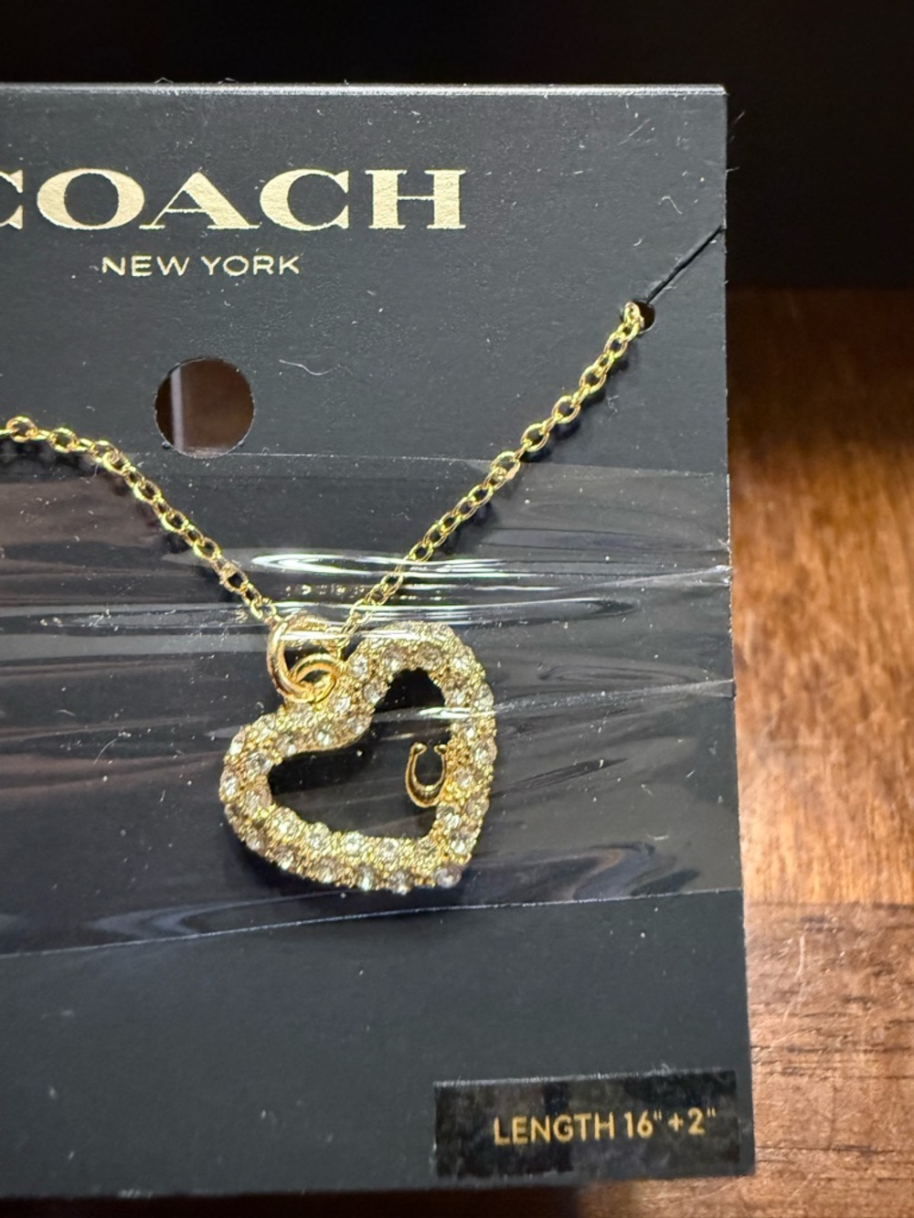 NEW Coach Gold Tone Open Heart Shape Logo C Pendant Adjustable Necklace - Picture 2 of 4